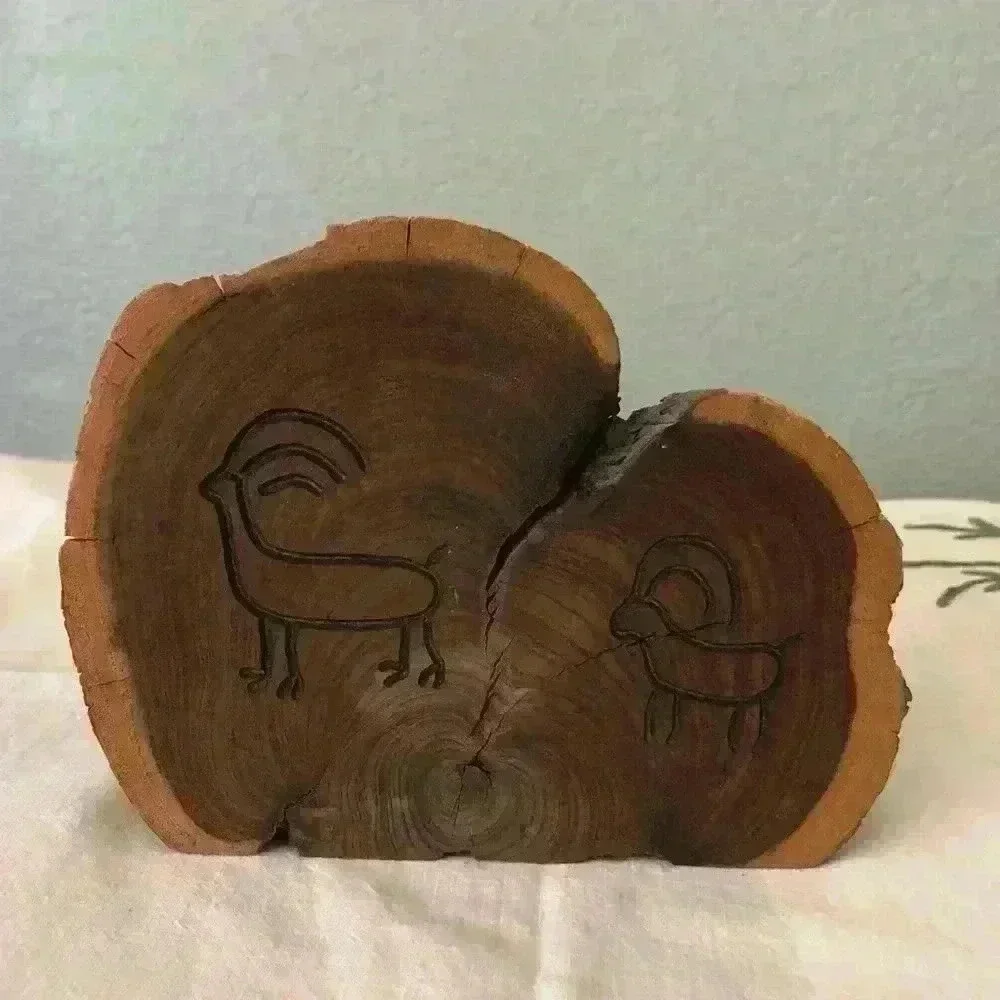 Carved wood mother and child deer mom and fawn? decor
